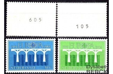 http://www.philatelie-berck.com/1907-thickbox/europa-pays-bas-1974-n1221b-1222b-roulettes.jpg