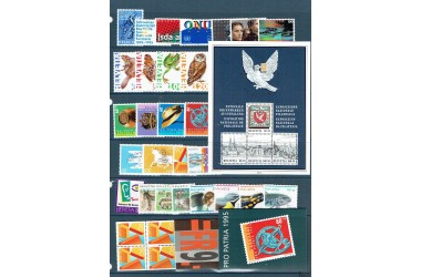 http://www.philatelie-berck.com/8897-thickbox/suisse-annee-complete-1995-2-carnets.jpg